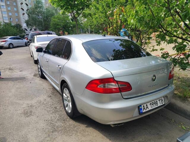 Сірий Шкода Суперб, об'ємом двигуна 1.8 л та пробігом 189 тис. км за 9250 $, фото 1 на Automoto.ua