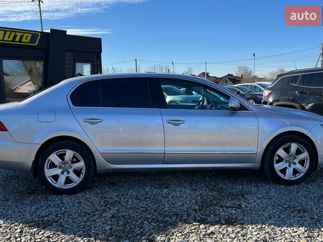 Серый Шкода Суперб, объемом двигателя 1.97 л и пробегом 280 тыс. км за 9500 $, фото 8 на Automoto.ua