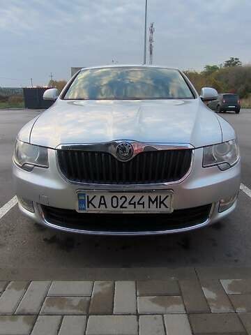 Серый Шкода Суперб, объемом двигателя 1.8 л и пробегом 228 тыс. км за 11100 $, фото 20 на Automoto.ua