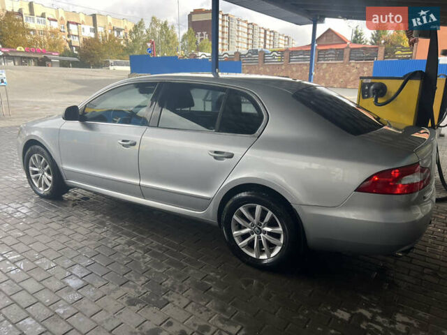 Сірий Шкода Суперб, об'ємом двигуна 1.8 л та пробігом 222 тис. км за 9000 $, фото 12 на Automoto.ua