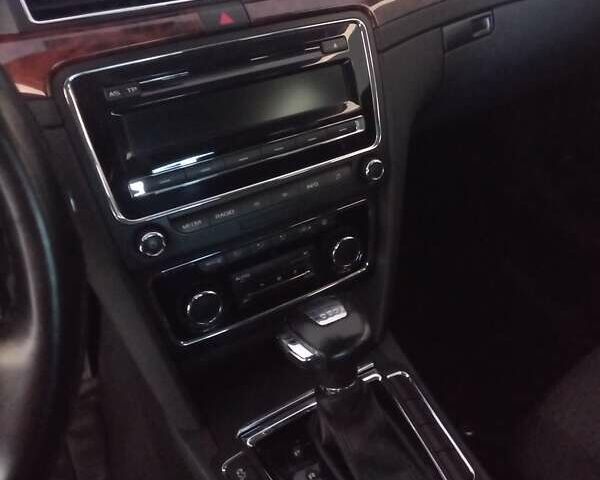 Серый Шкода Суперб, объемом двигателя 1.79 л и пробегом 149 тыс. км за 9000 $, фото 5 на Automoto.ua