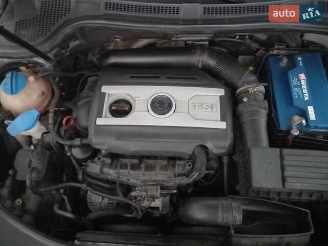 Серый Шкода Суперб, объемом двигателя 1.79 л и пробегом 149 тыс. км за 9000 $, фото 7 на Automoto.ua