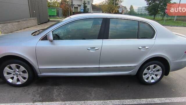 Серый Шкода Суперб, объемом двигателя 1.8 л и пробегом 228 тыс. км за 11100 $, фото 27 на Automoto.ua