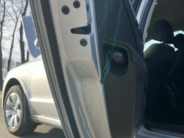 Серый Шкода Суперб, объемом двигателя 1.8 л и пробегом 235 тыс. км за 7200 $, фото 11 на Automoto.ua