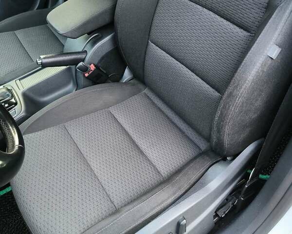 Серый Шкода Суперб, объемом двигателя 1.8 л и пробегом 228 тыс. км за 11100 $, фото 40 на Automoto.ua