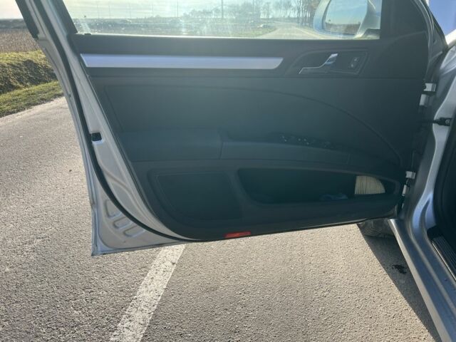 Серый Шкода Суперб, объемом двигателя 1.8 л и пробегом 235 тыс. км за 7200 $, фото 10 на Automoto.ua