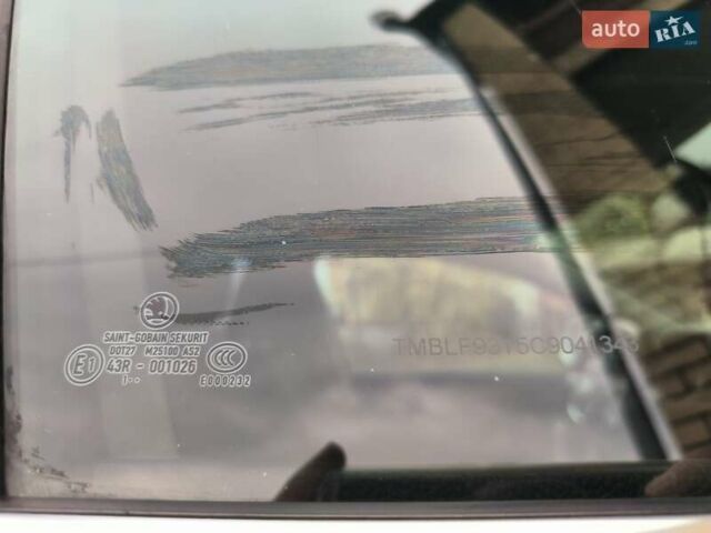 Серый Шкода Суперб, объемом двигателя 1.8 л и пробегом 230 тыс. км за 10000 $, фото 5 на Automoto.ua