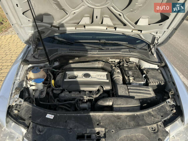 Серый Шкода Суперб, объемом двигателя 1.8 л и пробегом 235 тыс. км за 7200 $, фото 5 на Automoto.ua