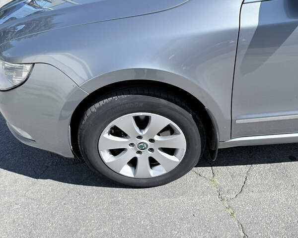 Сірий Шкода Суперб, об'ємом двигуна 1.8 л та пробігом 338 тис. км за 7100 $, фото 30 на Automoto.ua