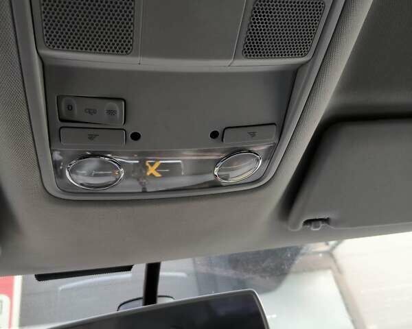 Серый Шкода Суперб, объемом двигателя 1.8 л и пробегом 230 тыс. км за 10000 $, фото 13 на Automoto.ua