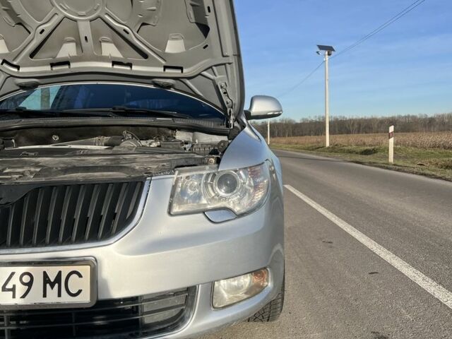 Серый Шкода Суперб, объемом двигателя 1.8 л и пробегом 235 тыс. км за 7200 $, фото 6 на Automoto.ua