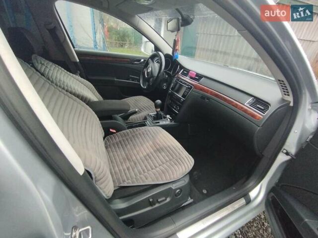 Серый Шкода Суперб, объемом двигателя 2 л и пробегом 280 тыс. км за 9500 $, фото 9 на Automoto.ua