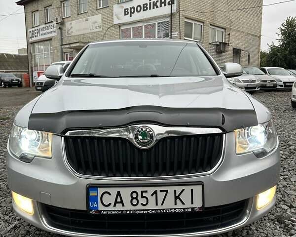 Серый Шкода Суперб, объемом двигателя 1.8 л и пробегом 259 тыс. км за 7700 $, фото 9 на Automoto.ua