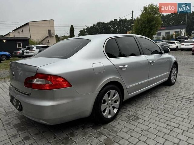 Сірий Шкода Суперб, об'ємом двигуна 1.8 л та пробігом 90 тис. км за 10300 $, фото 17 на Automoto.ua