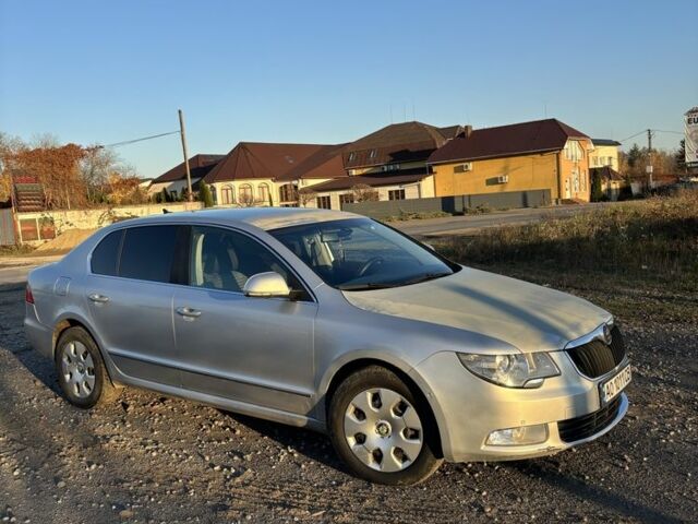 Сірий Шкода Суперб, об'ємом двигуна 2 л та пробігом 430 тис. км за 6800 $, фото 3 на Automoto.ua