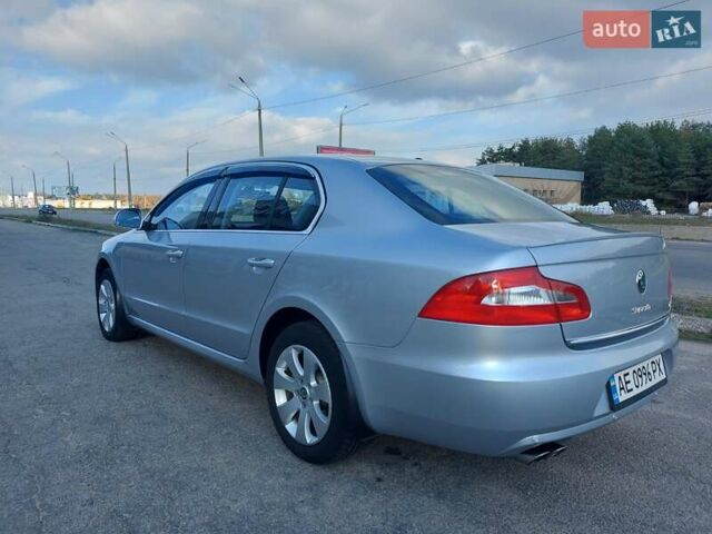 Серый Шкода Суперб, объемом двигателя 1.78 л и пробегом 73 тыс. км за 11300 $, фото 2 на Automoto.ua