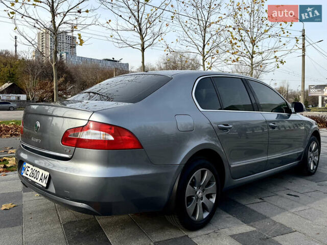 Серый Шкода Суперб, объемом двигателя 1.8 л и пробегом 235 тыс. км за 8800 $, фото 3 на Automoto.ua
