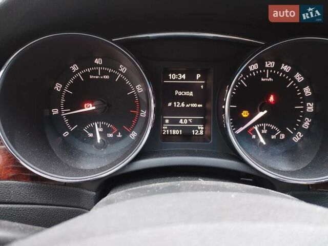 Серый Шкода Суперб, объемом двигателя 1.8 л и пробегом 212 тыс. км за 7999 $, фото 7 на Automoto.ua