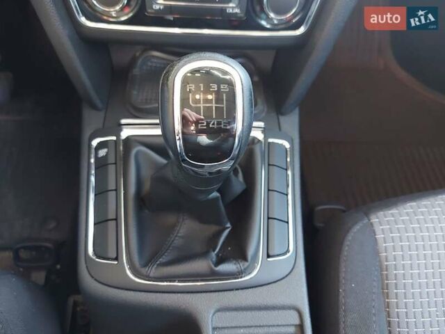 Серый Шкода Суперб, объемом двигателя 1.78 л и пробегом 73 тыс. км за 11300 $, фото 14 на Automoto.ua