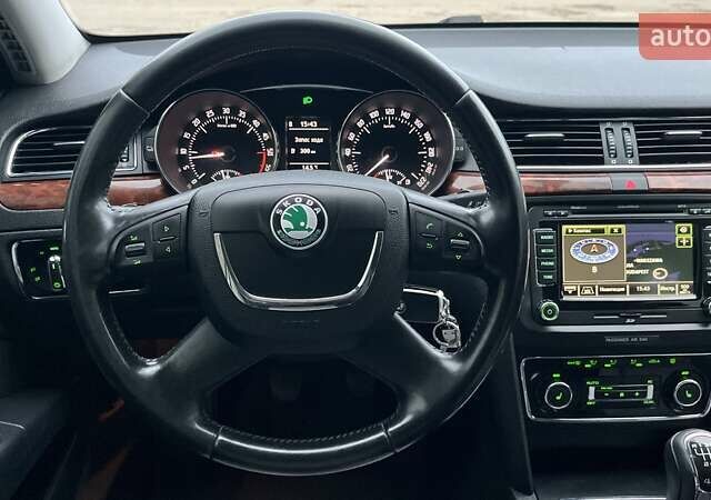 Сірий Шкода Суперб, об'ємом двигуна 2 л та пробігом 316 тис. км за 9300 $, фото 15 на Automoto.ua