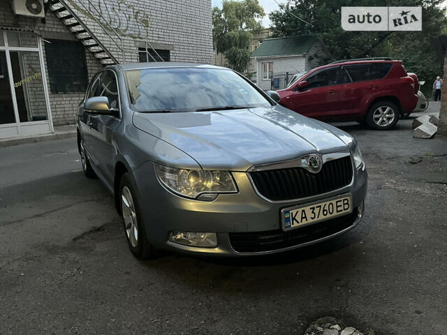 Сірий Шкода Суперб, об'ємом двигуна 1.8 л та пробігом 167 тис. км за 11500 $, фото 1 на Automoto.ua