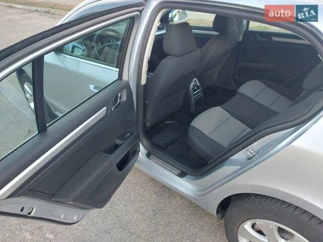 Серый Шкода Суперб, объемом двигателя 1.78 л и пробегом 73 тыс. км за 11300 $, фото 7 на Automoto.ua