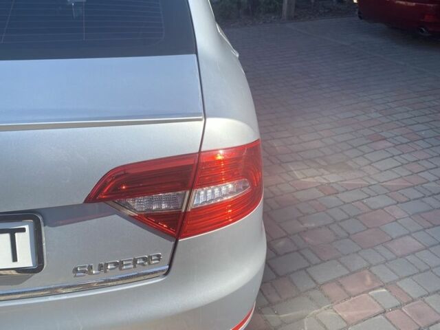 Серый Шкода Суперб, объемом двигателя 1.8 л и пробегом 230 тыс. км за 10500 $, фото 3 на Automoto.ua