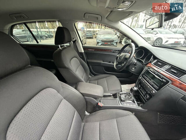 Сірий Шкода Суперб, об'ємом двигуна 1.8 л та пробігом 292 тис. км за 9200 $, фото 28 на Automoto.ua