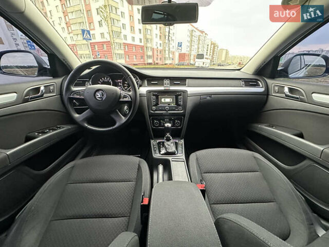 Серый Шкода Суперб, объемом двигателя 1.97 л и пробегом 281 тыс. км за 12900 $, фото 39 на Automoto.ua