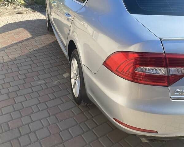 Серый Шкода Суперб, объемом двигателя 1.8 л и пробегом 230 тыс. км за 13500 $, фото 1 на Automoto.ua