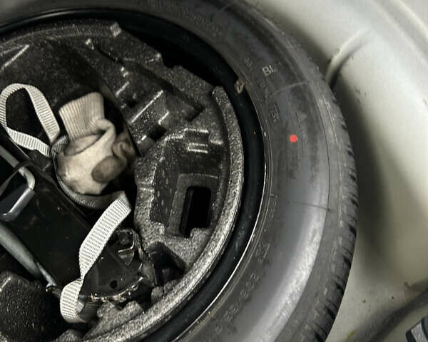 Сірий Шкода Суперб, об'ємом двигуна 1.8 л та пробігом 292 тис. км за 9200 $, фото 33 на Automoto.ua