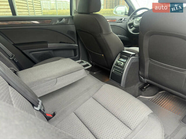 Сірий Шкода Суперб, об'ємом двигуна 1.8 л та пробігом 184 тис. км за 8300 $, фото 17 на Automoto.ua