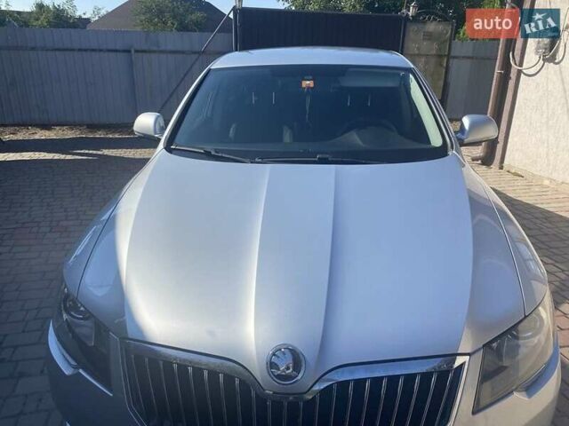 Серый Шкода Суперб, объемом двигателя 1.8 л и пробегом 230 тыс. км за 13500 $, фото 7 на Automoto.ua