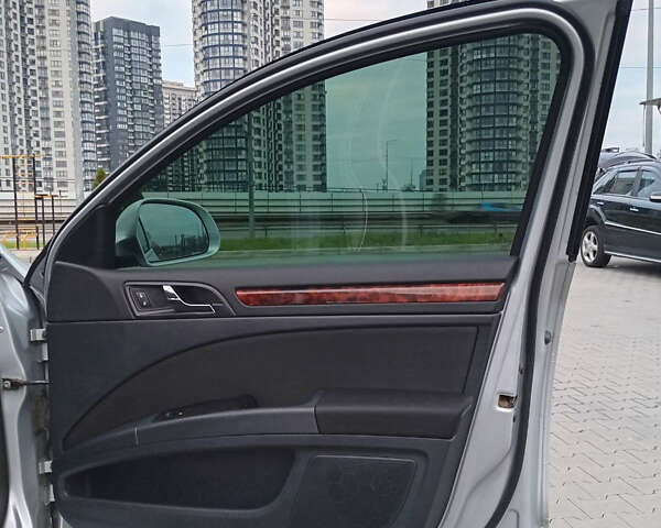 Серый Шкода Суперб, объемом двигателя 1.8 л и пробегом 184 тыс. км за 9700 $, фото 72 на Automoto.ua