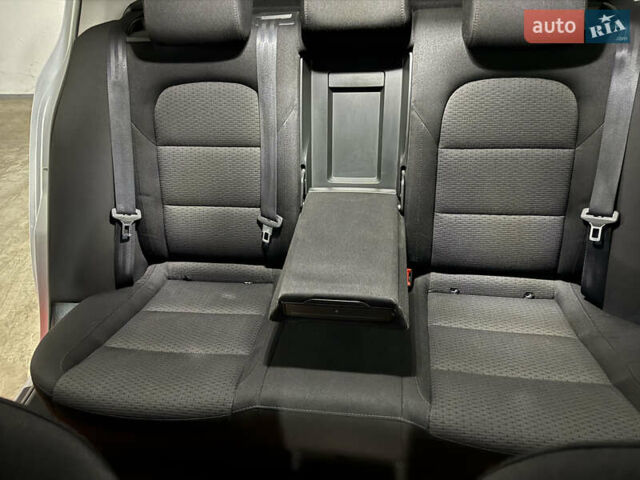 Серый Шкода Суперб, объемом двигателя 1.8 л и пробегом 292 тыс. км за 9200 $, фото 5 на Automoto.ua