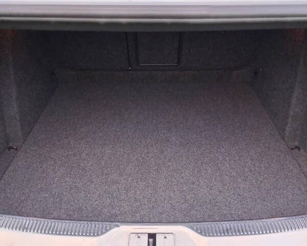 Серый Шкода Суперб, объемом двигателя 1.8 л и пробегом 184 тыс. км за 9700 $, фото 35 на Automoto.ua