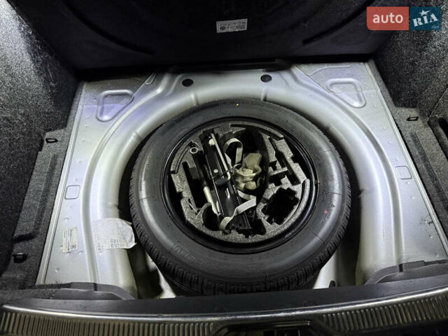 Серый Шкода Суперб, объемом двигателя 1.8 л и пробегом 292 тыс. км за 9200 $, фото 15 на Automoto.ua