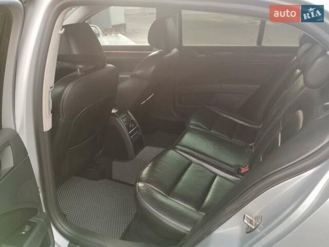 Серый Шкода Суперб, объемом двигателя 1.8 л и пробегом 146 тыс. км за 12000 $, фото 6 на Automoto.ua