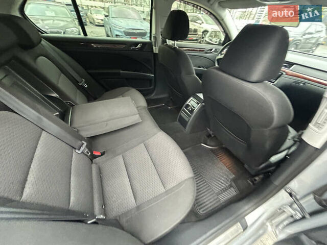 Сірий Шкода Суперб, об'ємом двигуна 1.8 л та пробігом 292 тис. км за 9200 $, фото 24 на Automoto.ua