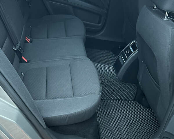 Серый Шкода Суперб, объемом двигателя 1.8 л и пробегом 230 тыс. км за 10300 $, фото 11 на Automoto.ua