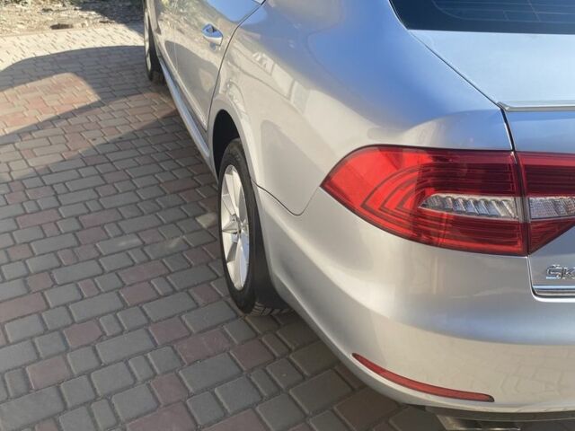 Серый Шкода Суперб, объемом двигателя 1.8 л и пробегом 230 тыс. км за 10500 $, фото 2 на Automoto.ua