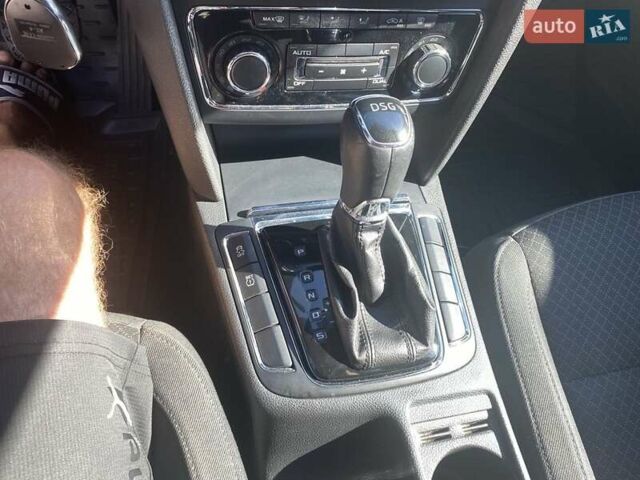 Серый Шкода Суперб, объемом двигателя 1.8 л и пробегом 230 тыс. км за 13500 $, фото 4 на Automoto.ua