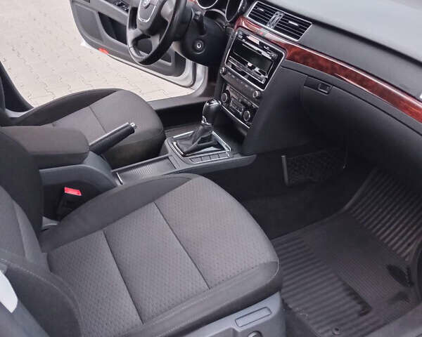 Серый Шкода Суперб, объемом двигателя 1.8 л и пробегом 184 тыс. км за 9700 $, фото 39 на Automoto.ua