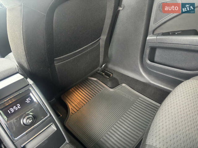 Сірий Шкода Суперб, об'ємом двигуна 1.8 л та пробігом 184 тис. км за 8300 $, фото 19 на Automoto.ua