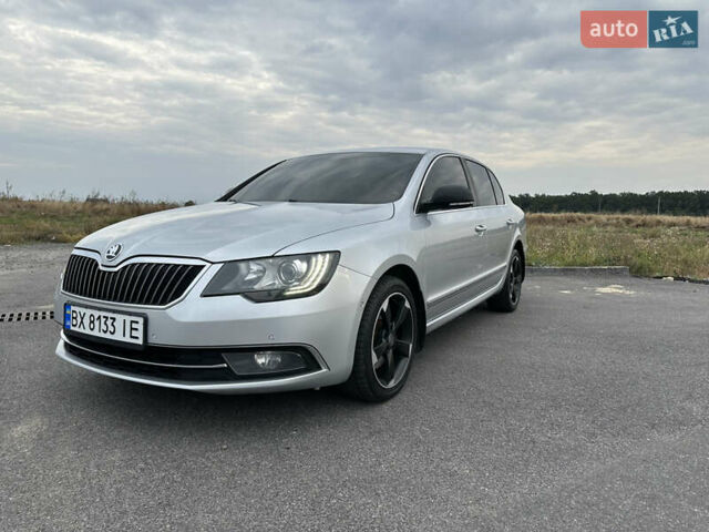 Серый Шкода Суперб, объемом двигателя 1.97 л и пробегом 281 тыс. км за 12900 $, фото 2 на Automoto.ua
