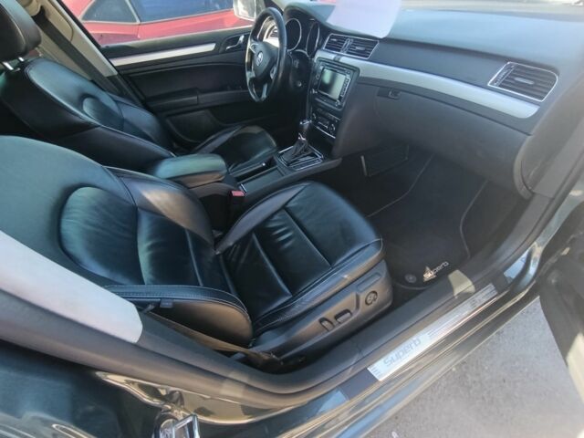 Сірий Шкода Суперб, об'ємом двигуна 2 л та пробігом 320 тис. км за 290 $, фото 1 на Automoto.ua
