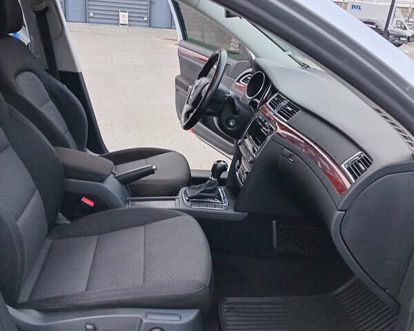 Серый Шкода Суперб, объемом двигателя 1.8 л и пробегом 184 тыс. км за 9700 $, фото 38 на Automoto.ua