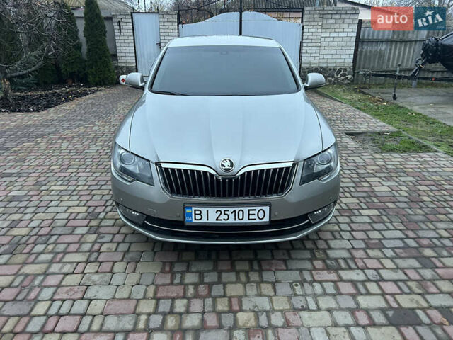 Серый Шкода Суперб, объемом двигателя 1.8 л и пробегом 230 тыс. км за 10300 $, фото 1 на Automoto.ua