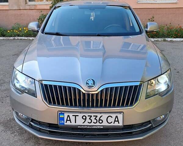 Сірий Шкода Суперб, об'ємом двигуна 2 л та пробігом 174 тис. км за 13300 $, фото 9 на Automoto.ua