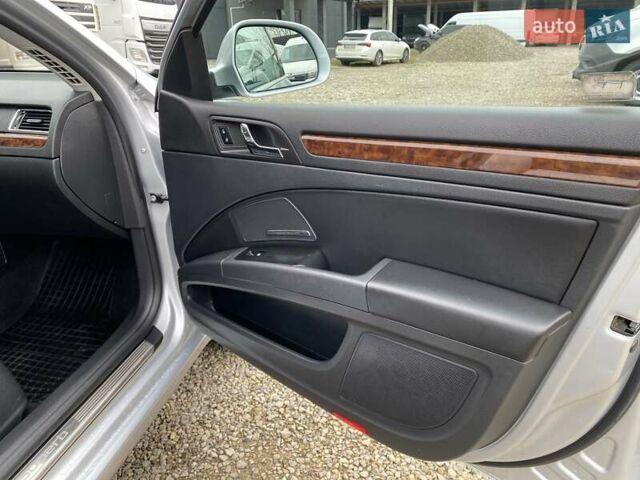 Сірий Шкода Суперб, об'ємом двигуна 2 л та пробігом 315 тис. км за 10800 $, фото 29 на Automoto.ua